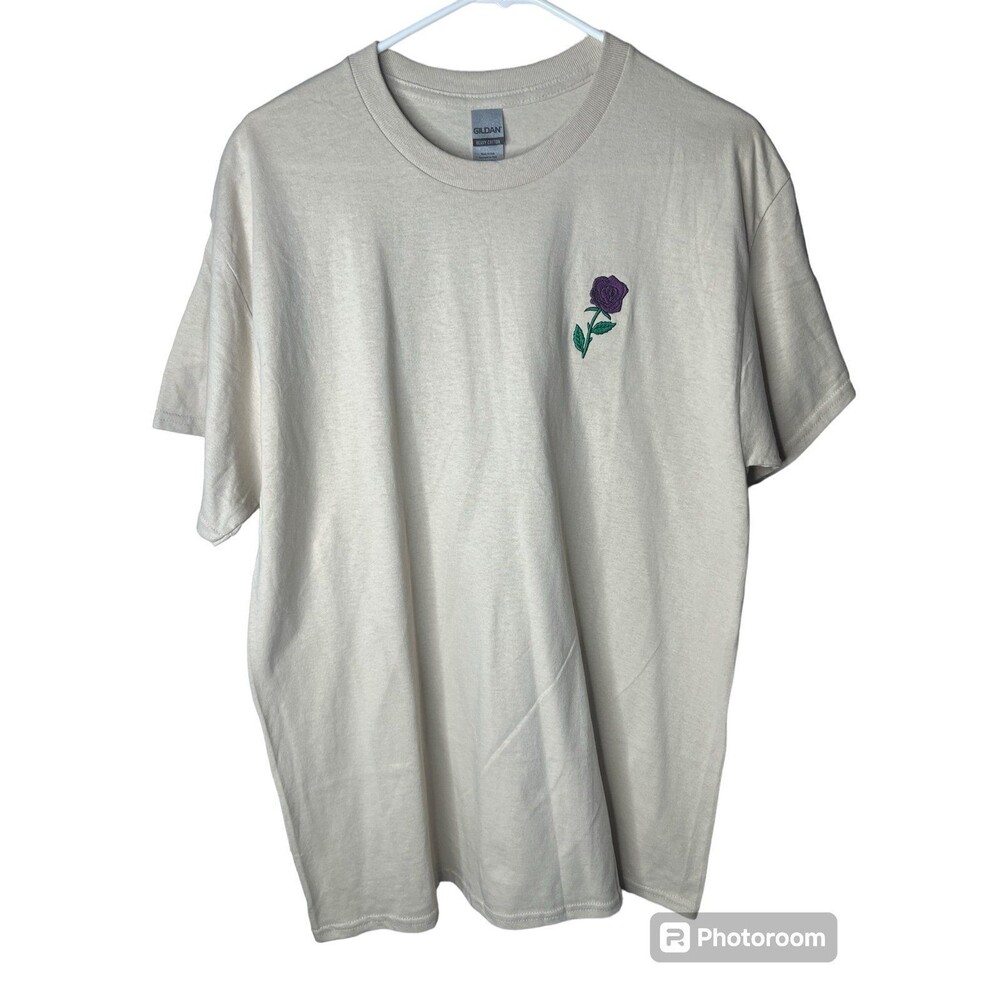 Gildan unisex crewneck beige T-shirt Size Large #82